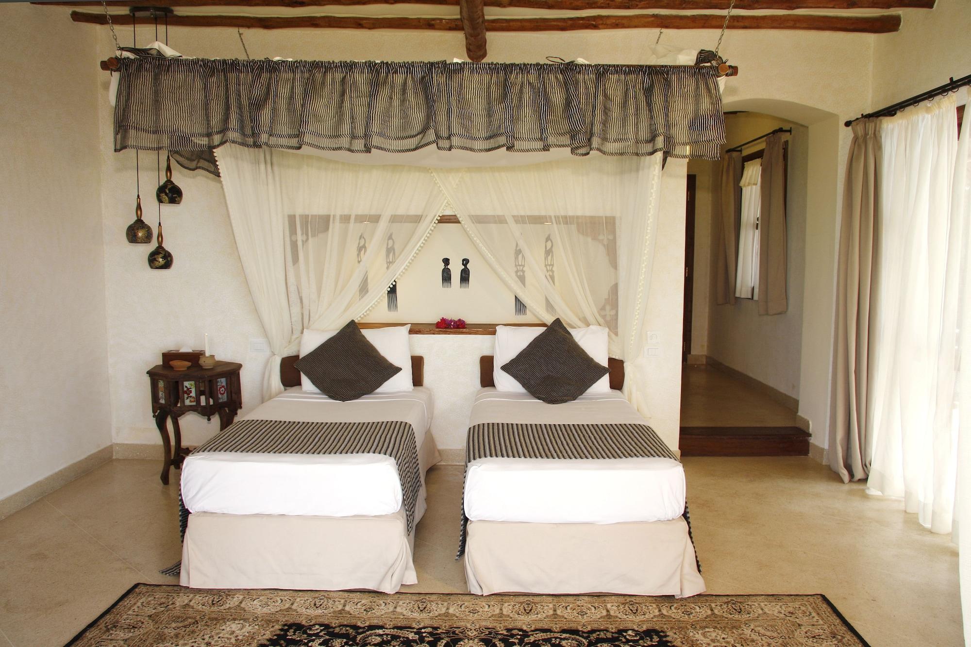 Hotel Karafuu Beach Resort Pingwe Buitenkant foto