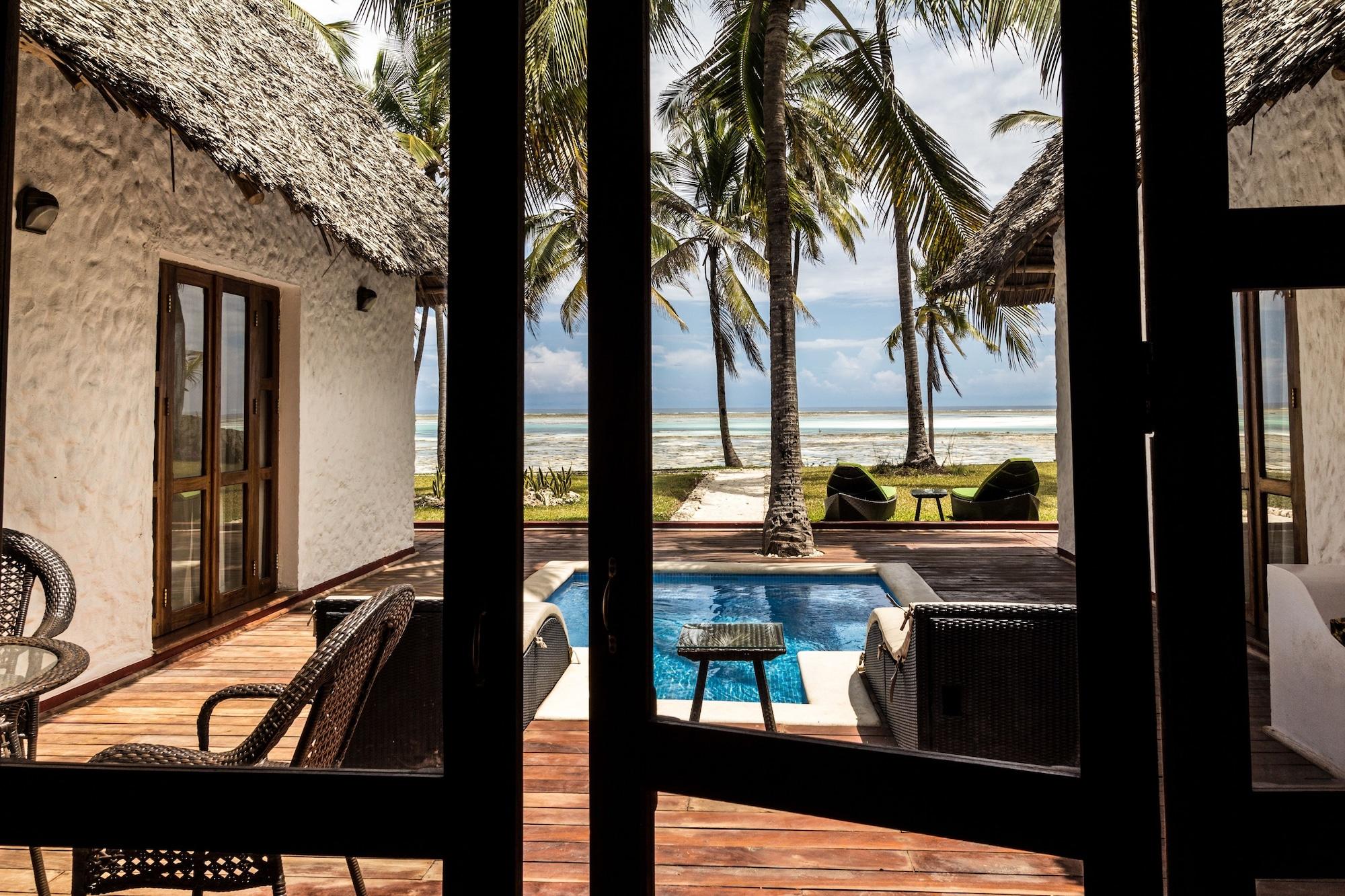 Hotel Karafuu Beach Resort Pingwe Buitenkant foto